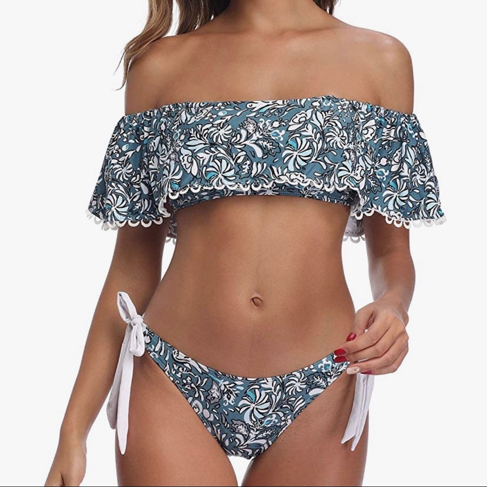 Off shoulder bikini | never Worn |